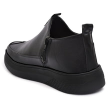 Stylish Trendy Comfortable premium synthetic Leather with Zip Loafers For Men (Black)